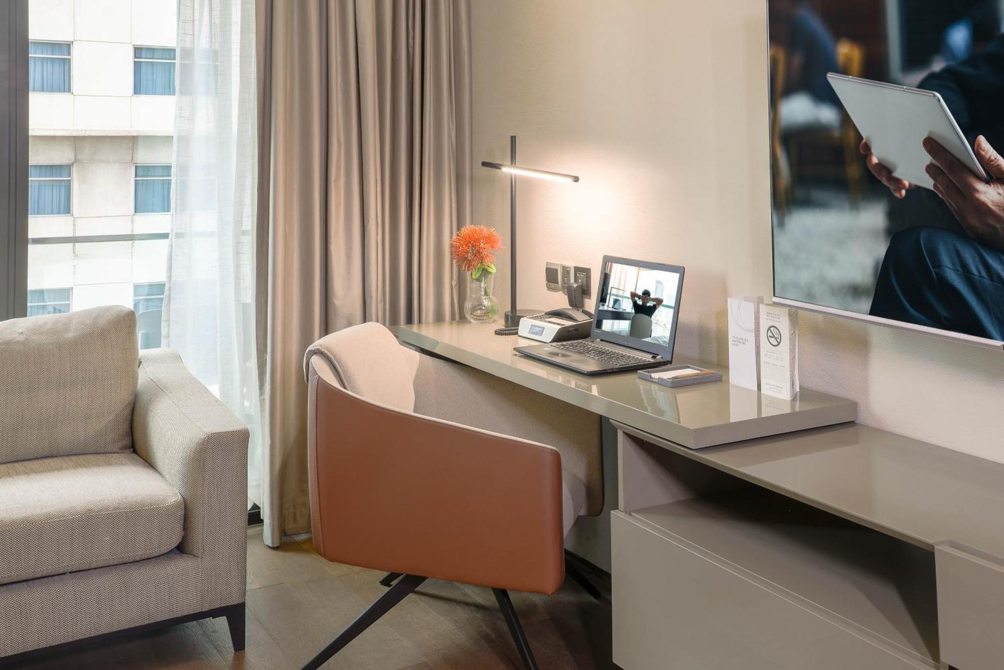 Hotel Oakwood Makati Avenue Makati City Exterior foto